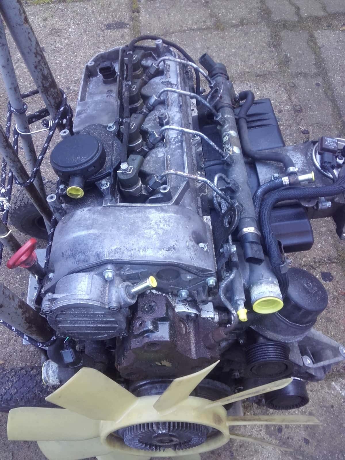 Moteur M 112.976 vue 2