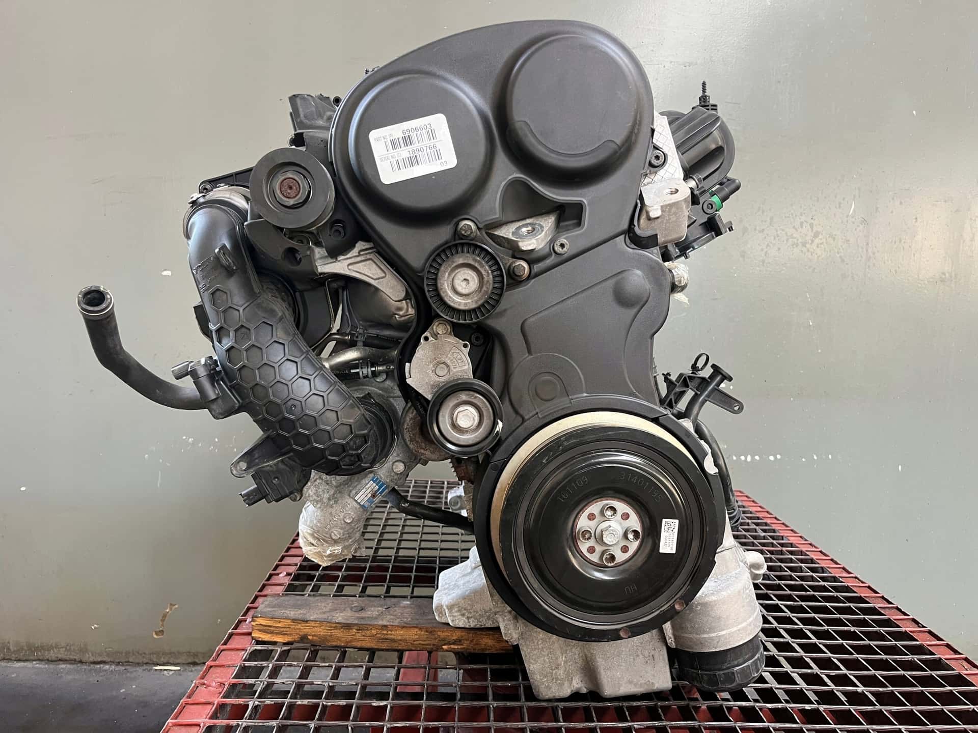 Moteur B 4204 T27 vue 3