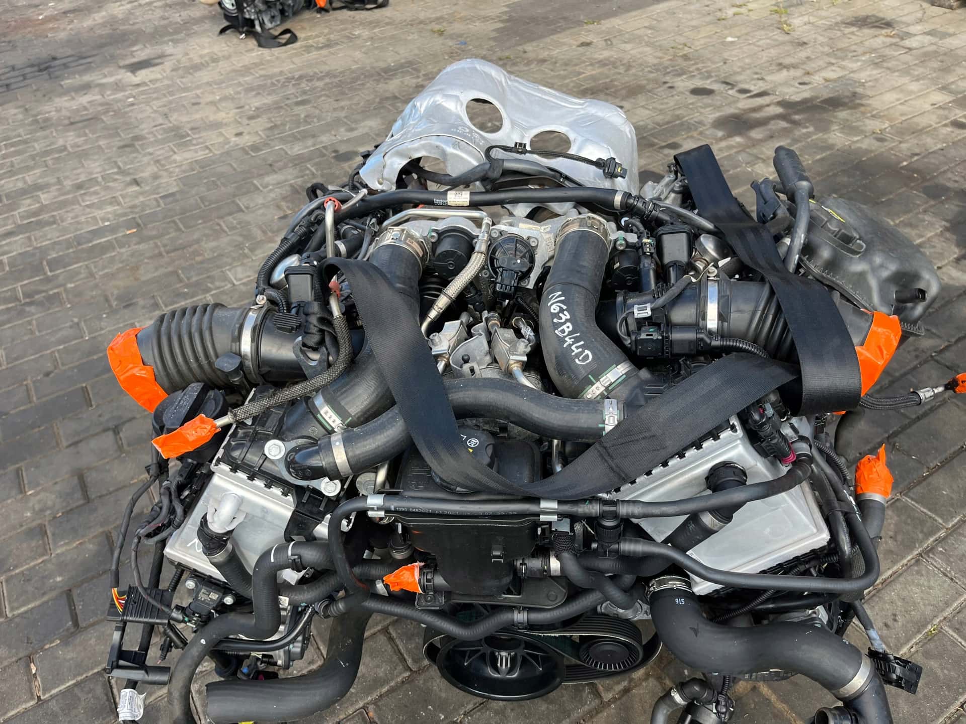 Moteur N63 B44 D vue 14