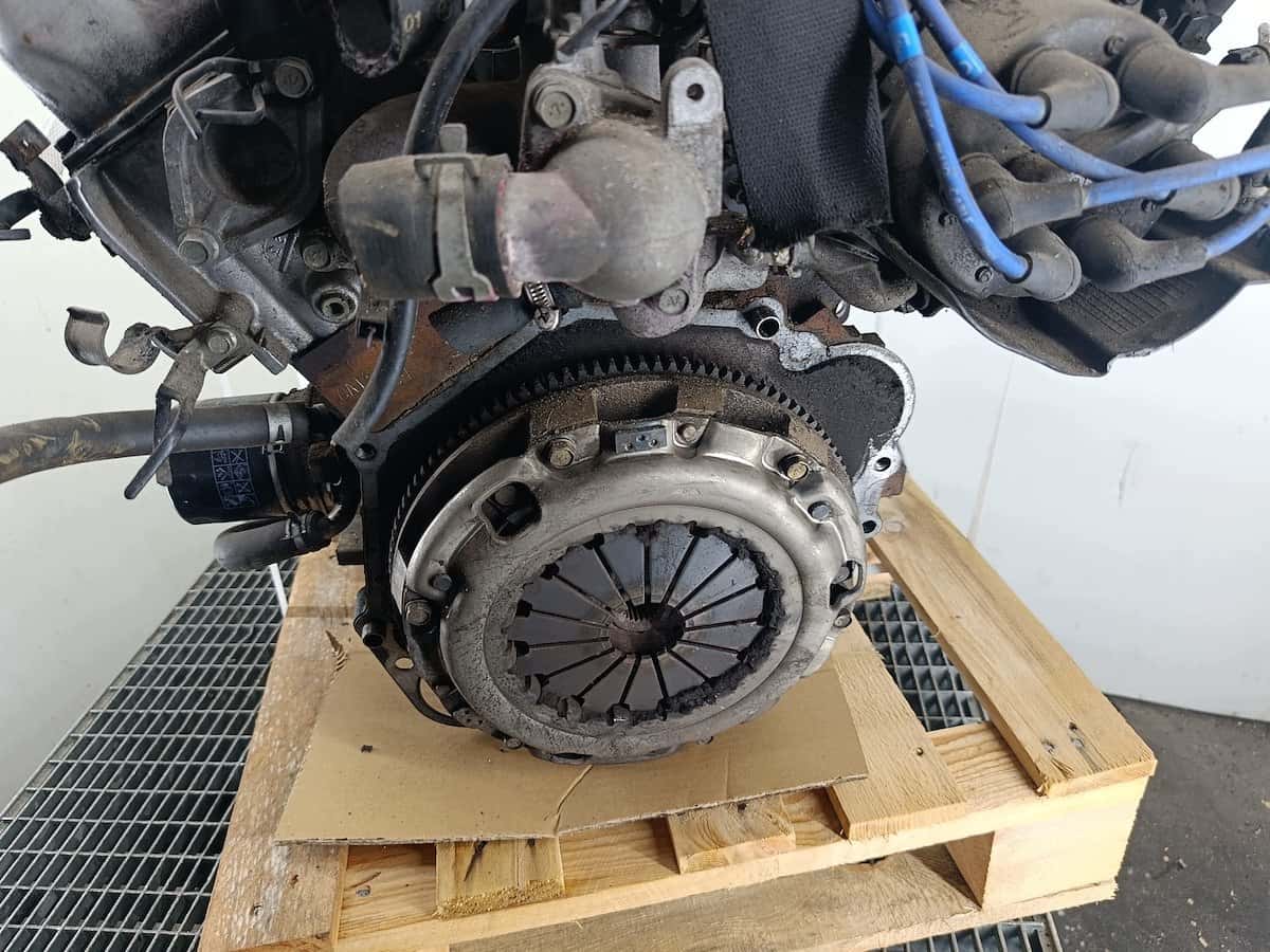 Moteur 6A13 vue 2