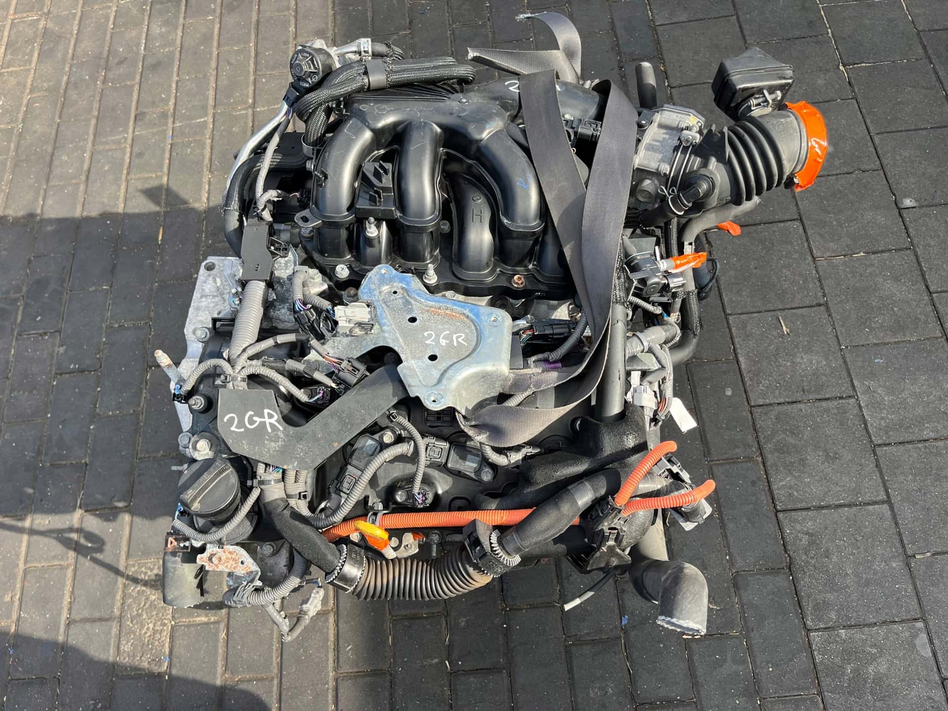 Moteur 2GR-FXE vue 7