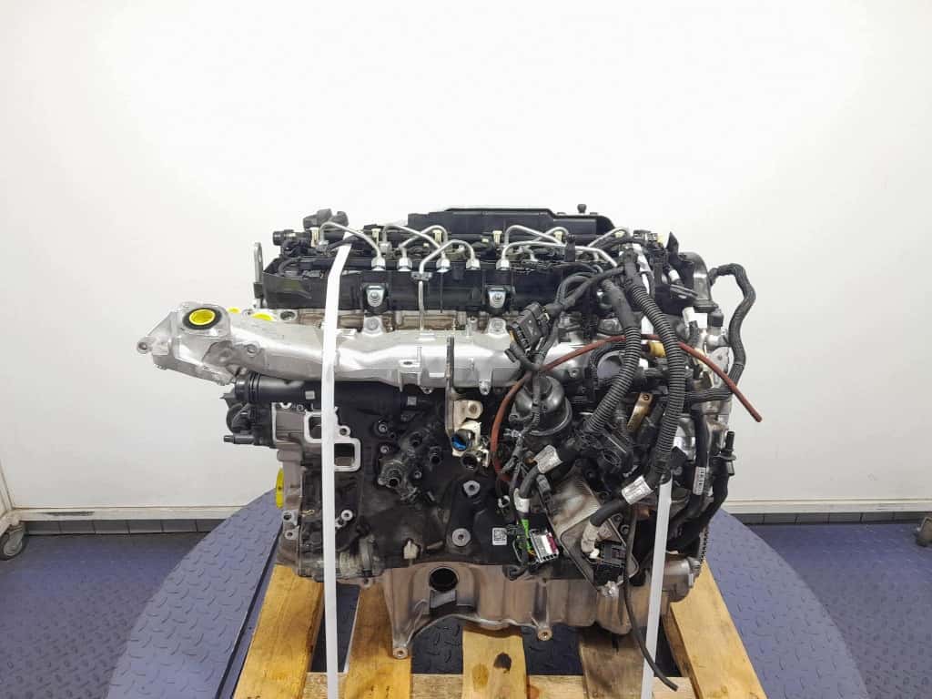 Moteur B57 D30 B vue 4