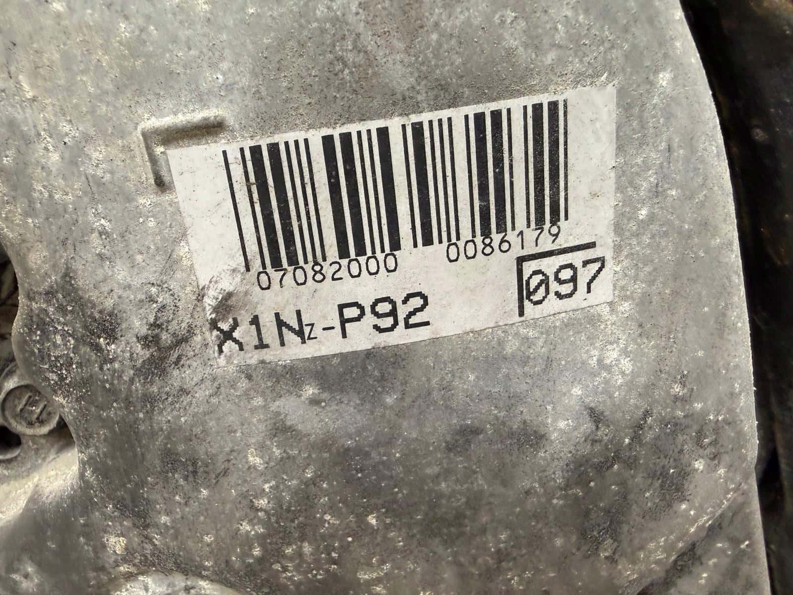 Moteur 1NZ-FXE vue 2