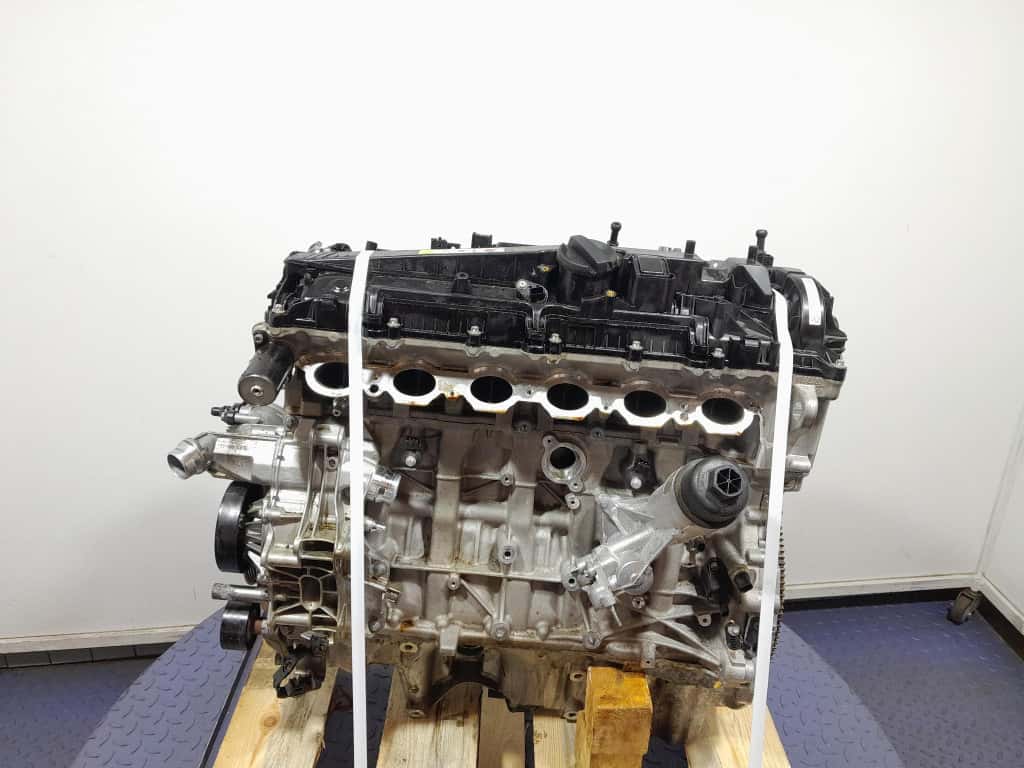 Moteur S58 B30 A vue 4