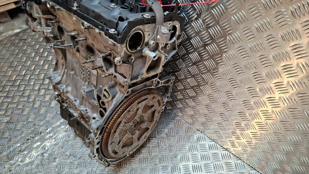 Moteur 5FT (EP6DT) vue 3