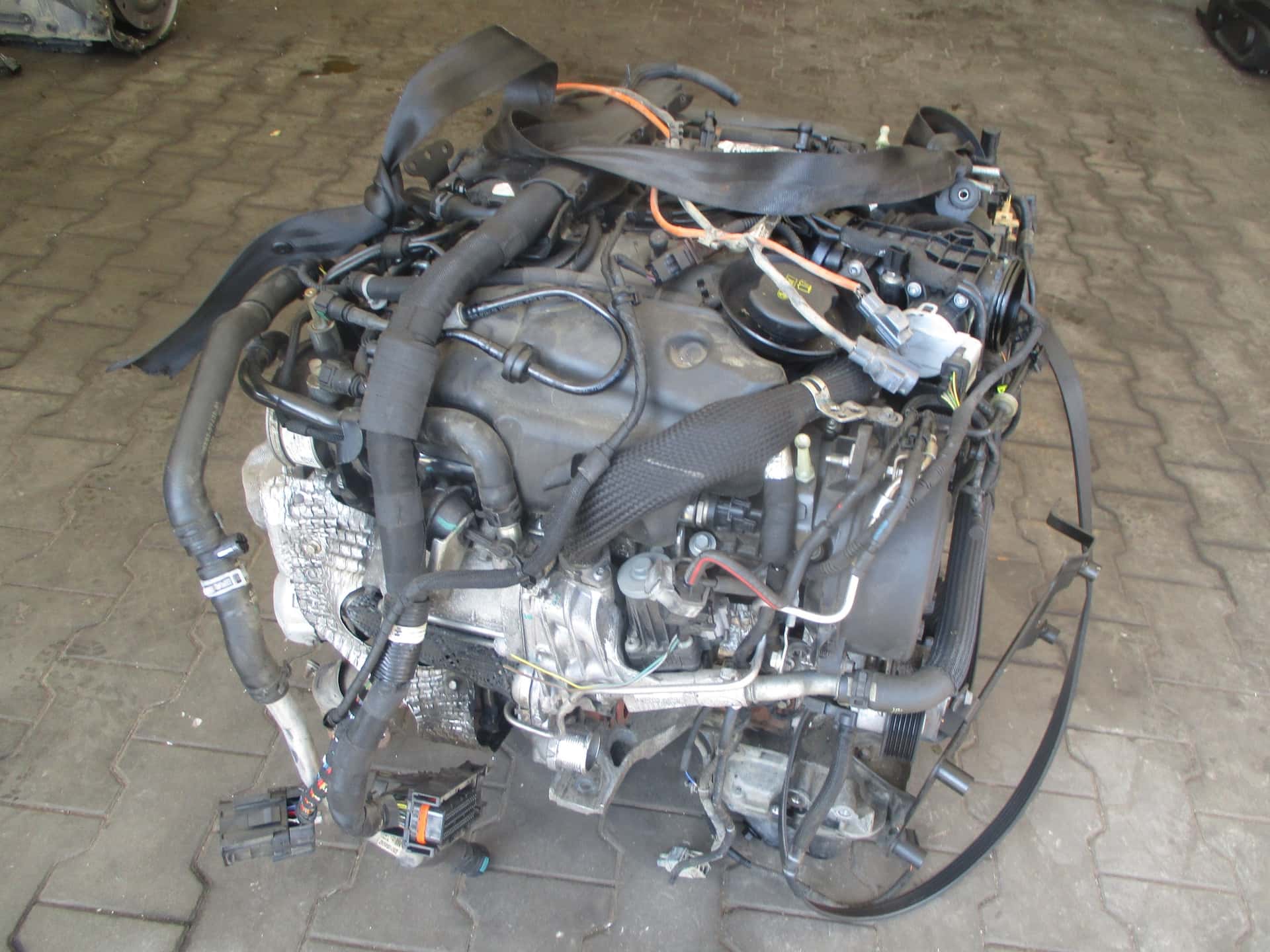 Moteur 306DT vue 2