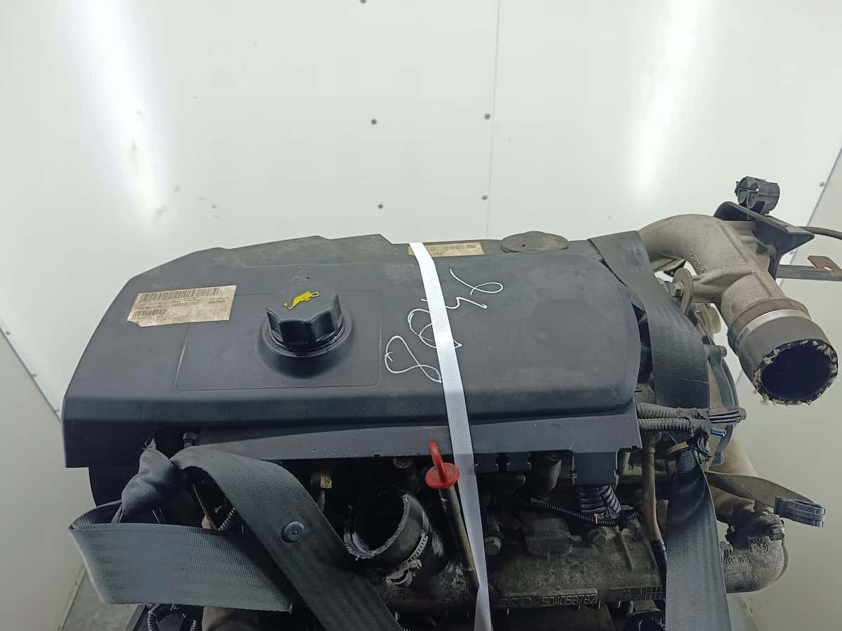 Moteur F1AE0481C vue 4