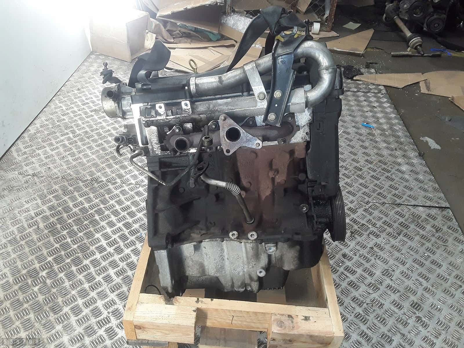 Moteur K9K 728 vue 4