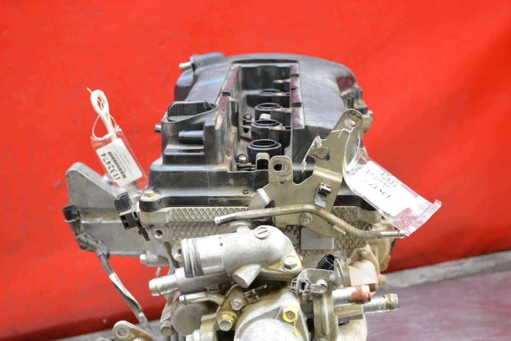 Moteur 4B11 vue 13