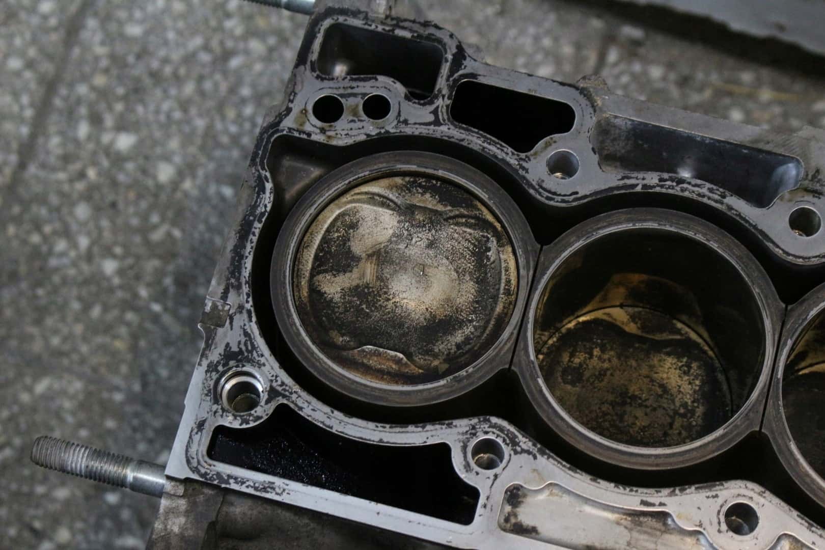 Moteur M4R 704 vue 3