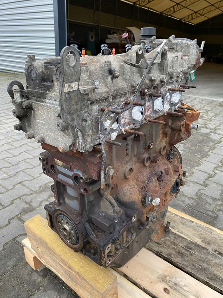 Moteur F1CE3481E vue 5