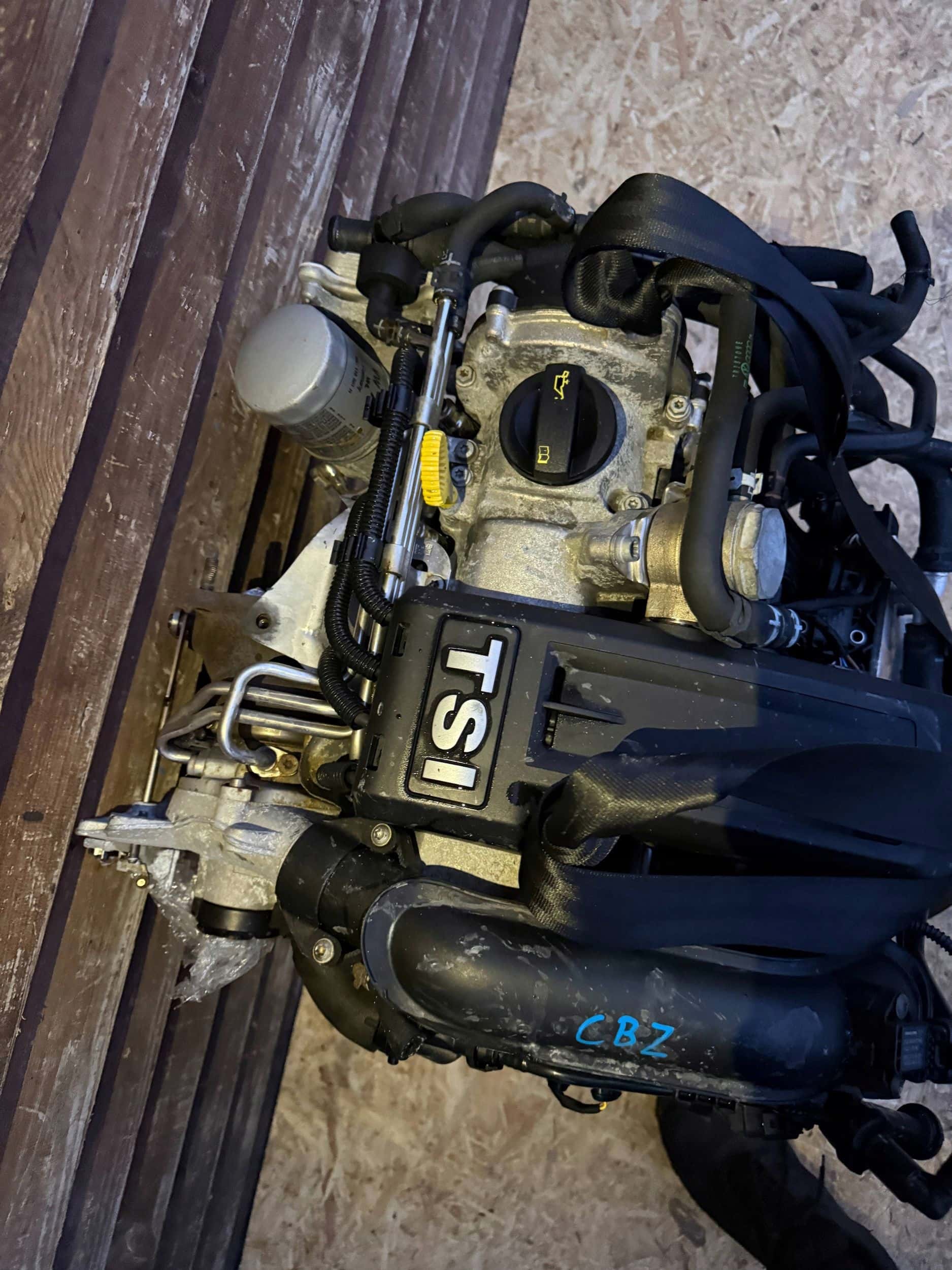 Moteur CBZA vue 8