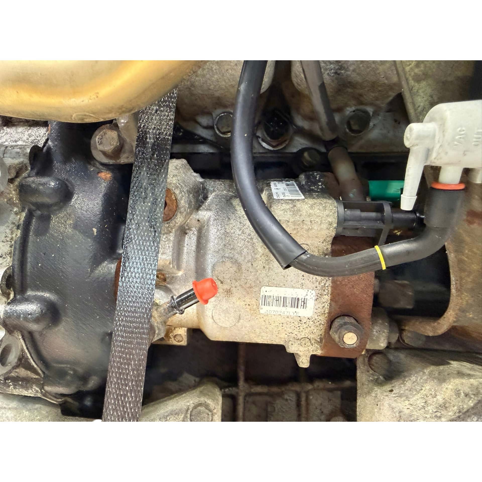 Moteur D27DT vue 6