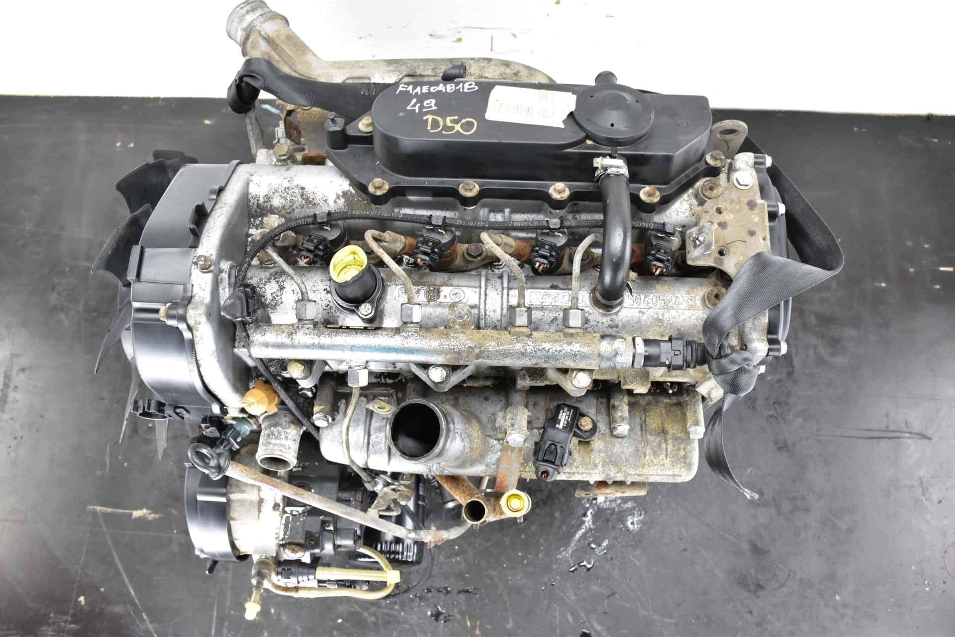 Moteur F1AE0481B vue 6