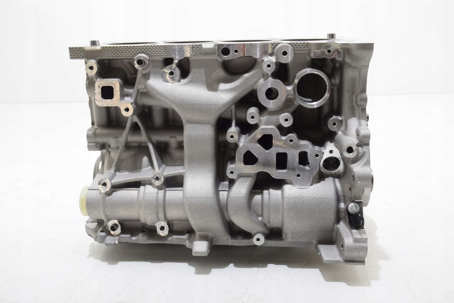 Moteur B48 A20 P vue 2