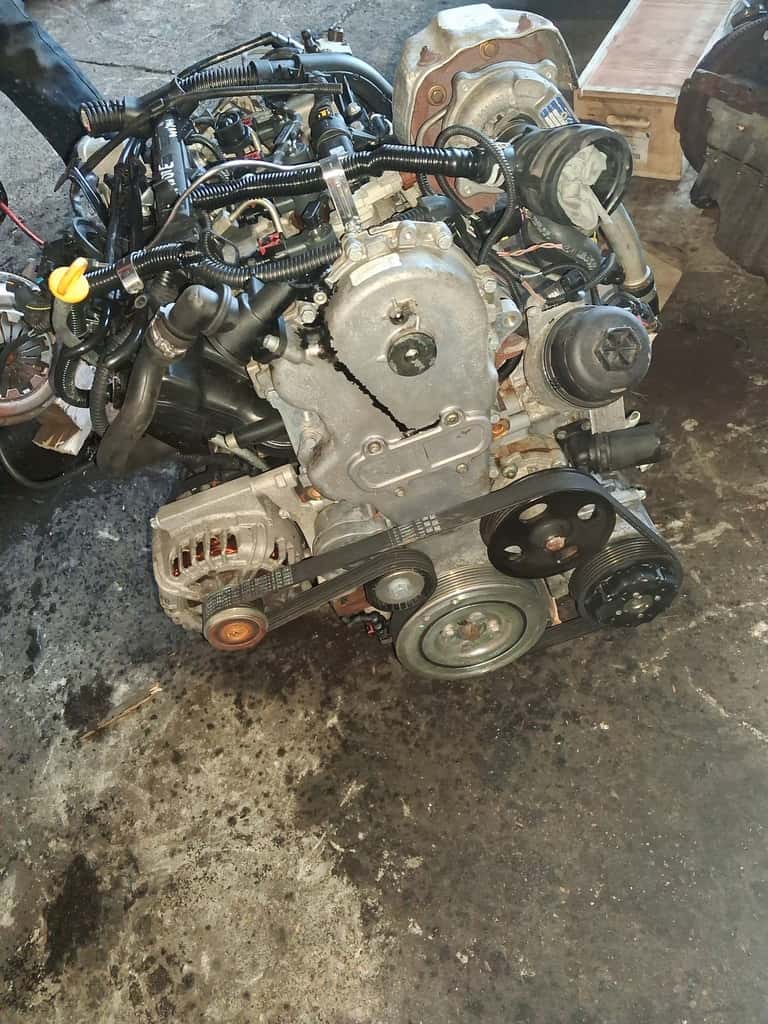 Moteur A 13 DTE vue 2