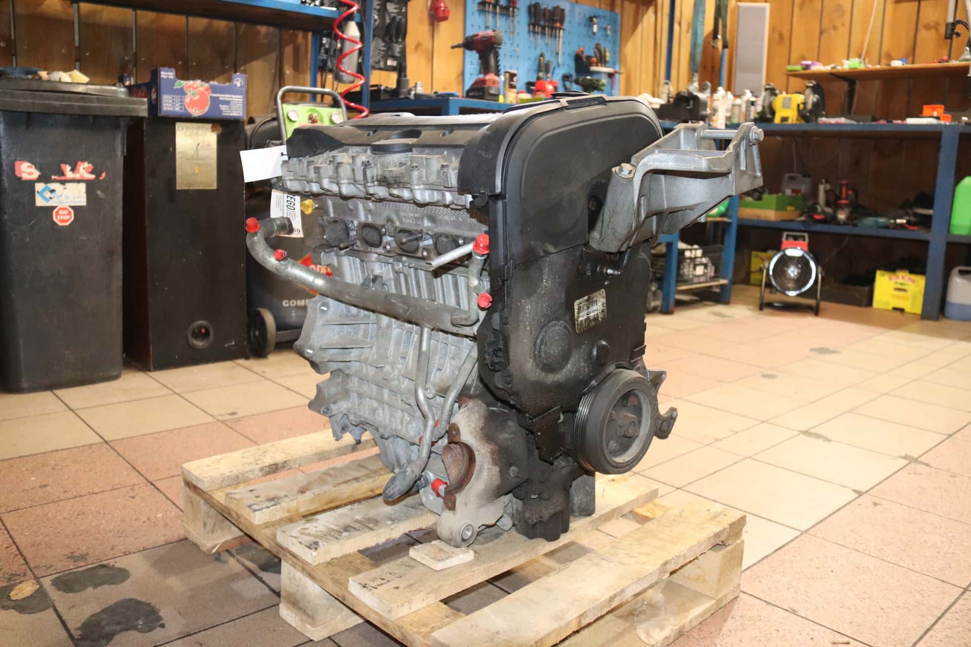 Moteur B 5254 T10 vue 3