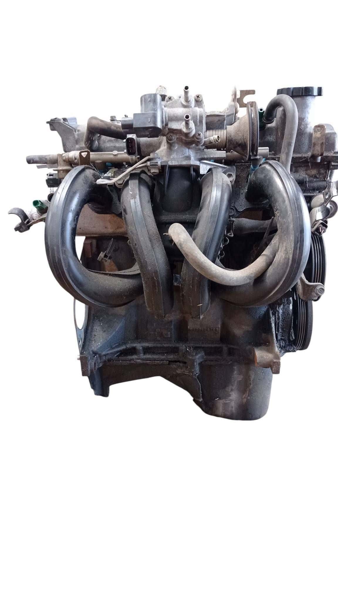 Moteur 1SZ-FE vue 4