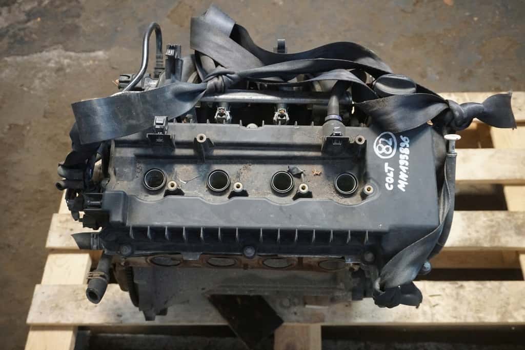 Moteur 4A90 vue 3