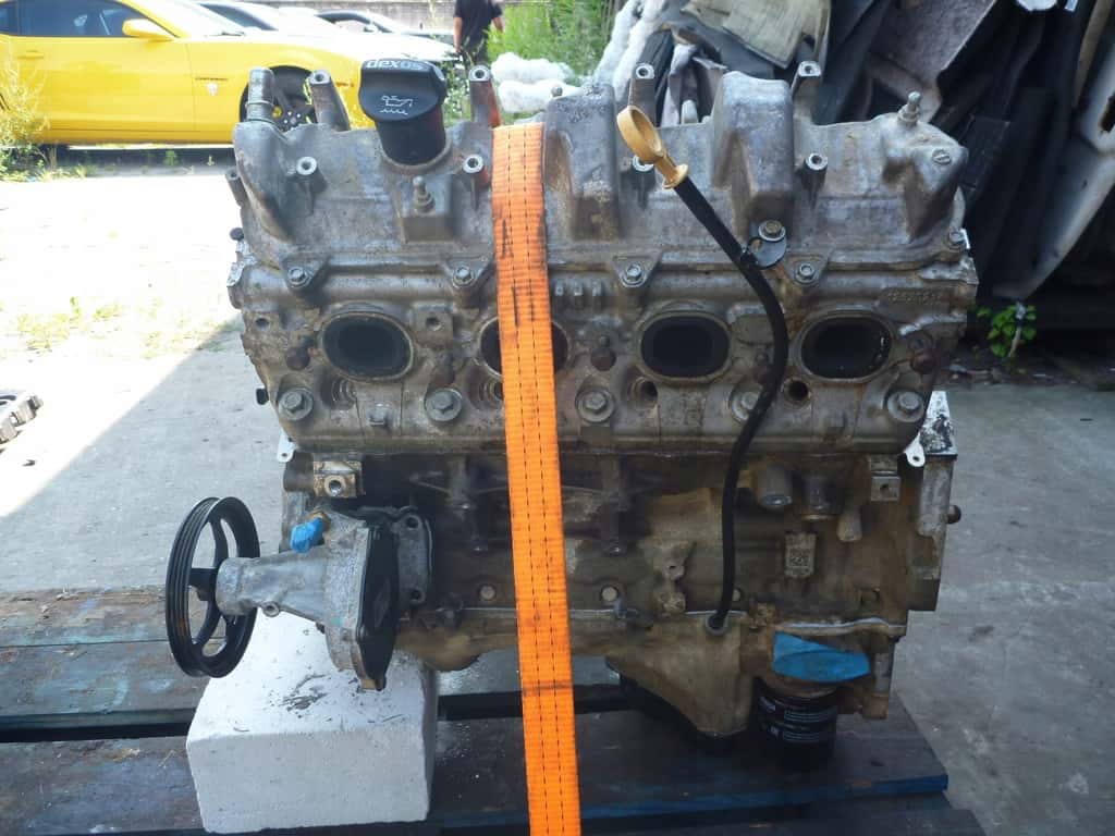 Moteur L83(325CUV8) vue 2