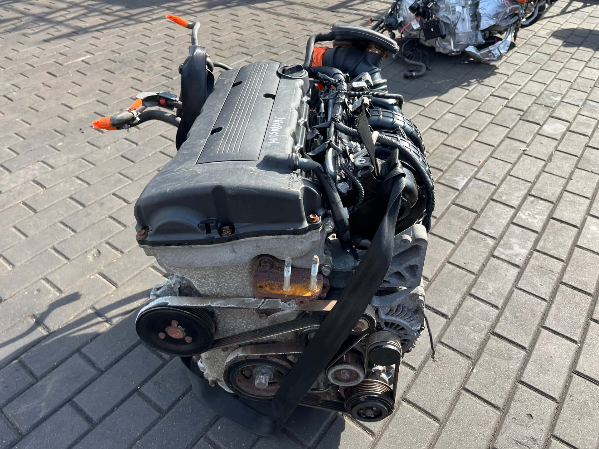 Moteur 4B12 vue 4