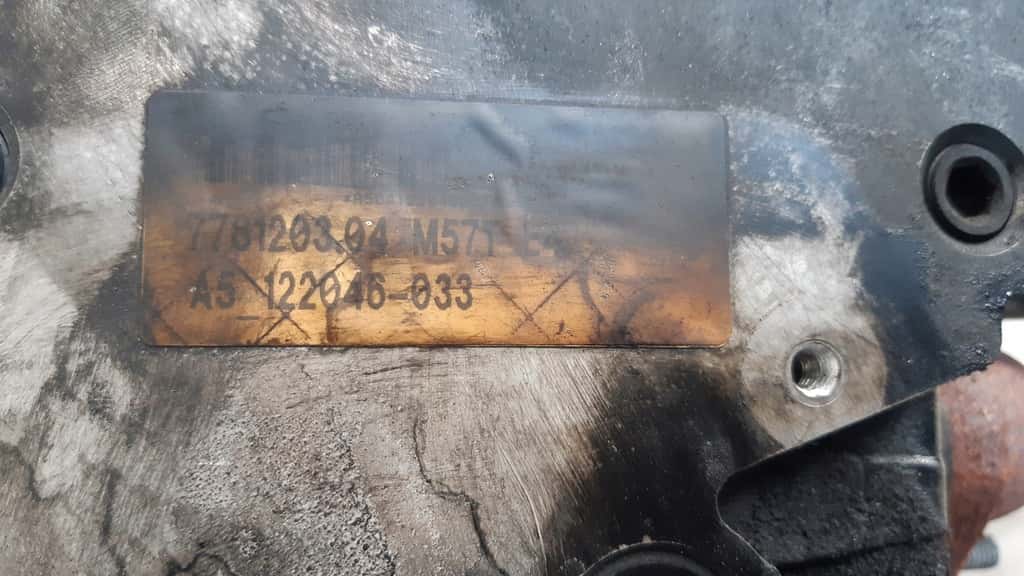 Moteur M57 D25 (256D2) vue 4