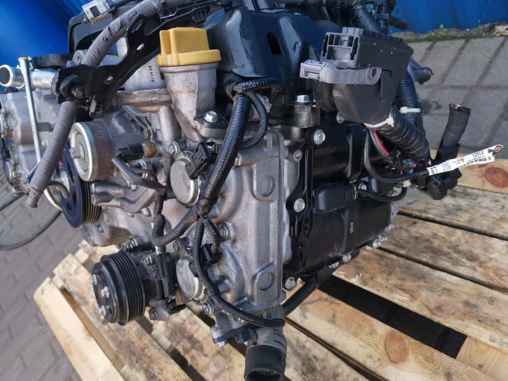 Moteur FB25 vue 4