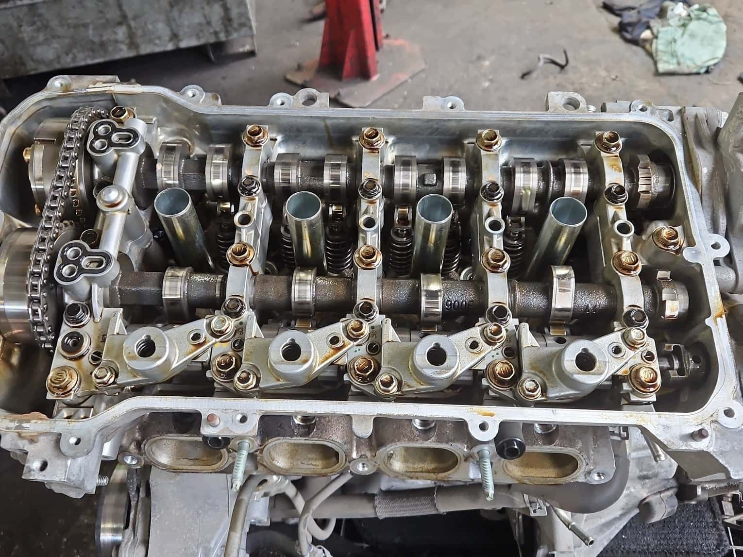 Moteur 1ZR-FAE vue 2