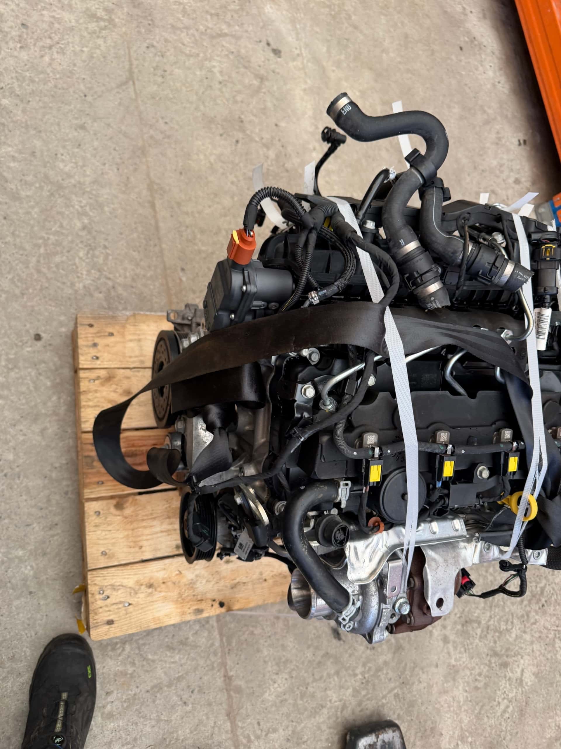 Moteur B 16 DTH vue 5