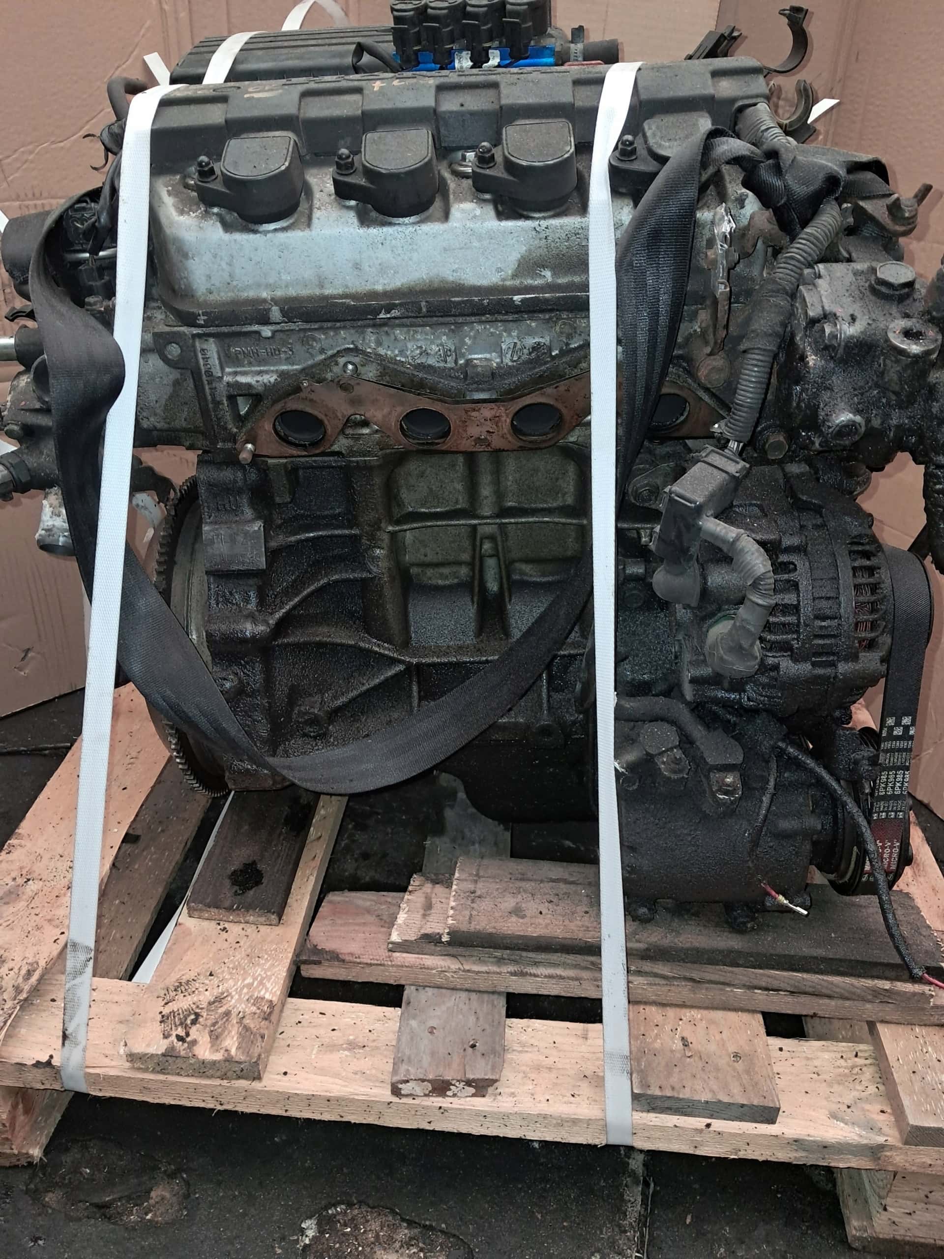 Moteur D14Z6 vue 5