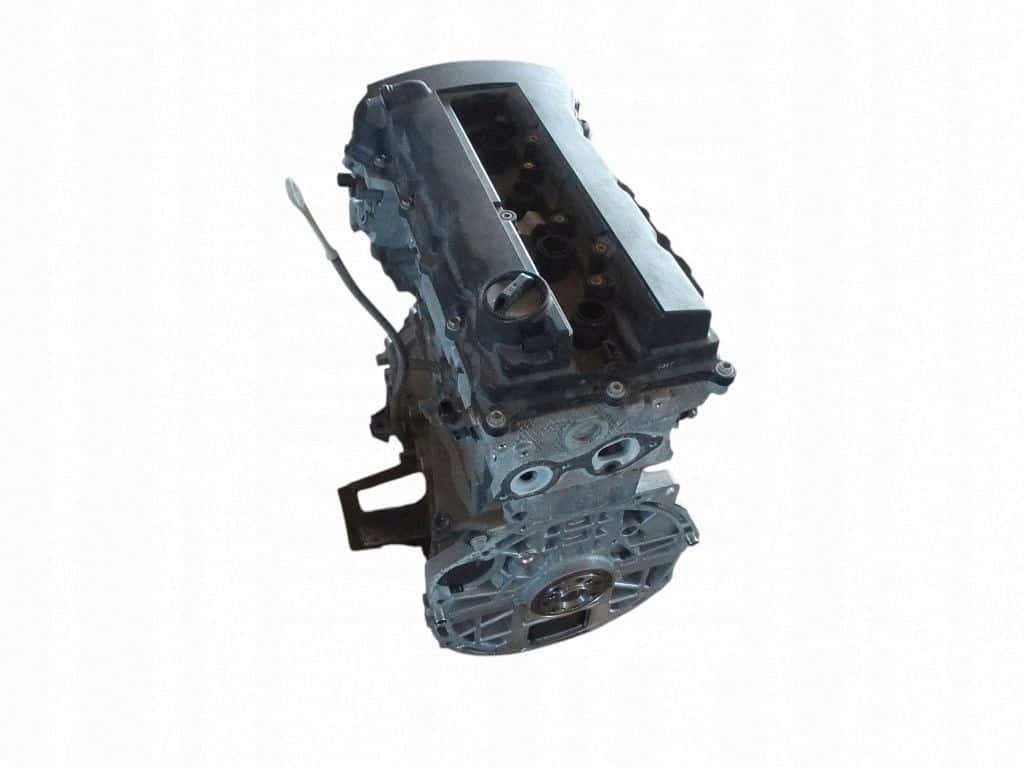 Moteur 4B12 vue 3