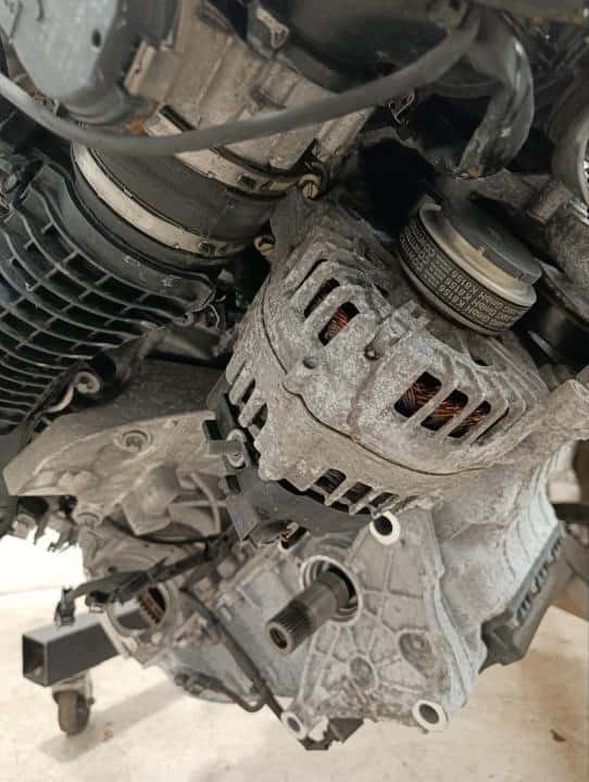 Moteur M 177.950 vue 7