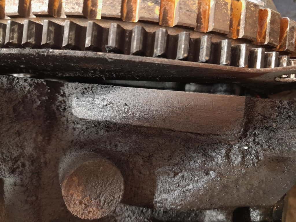 Moteur B10D1 vue 6