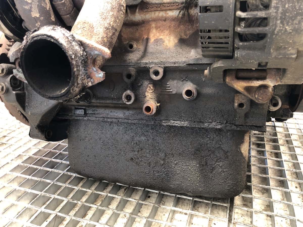 Moteur 8140.43 vue 9