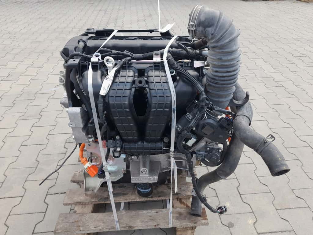Moteur 4B12 vue 4
