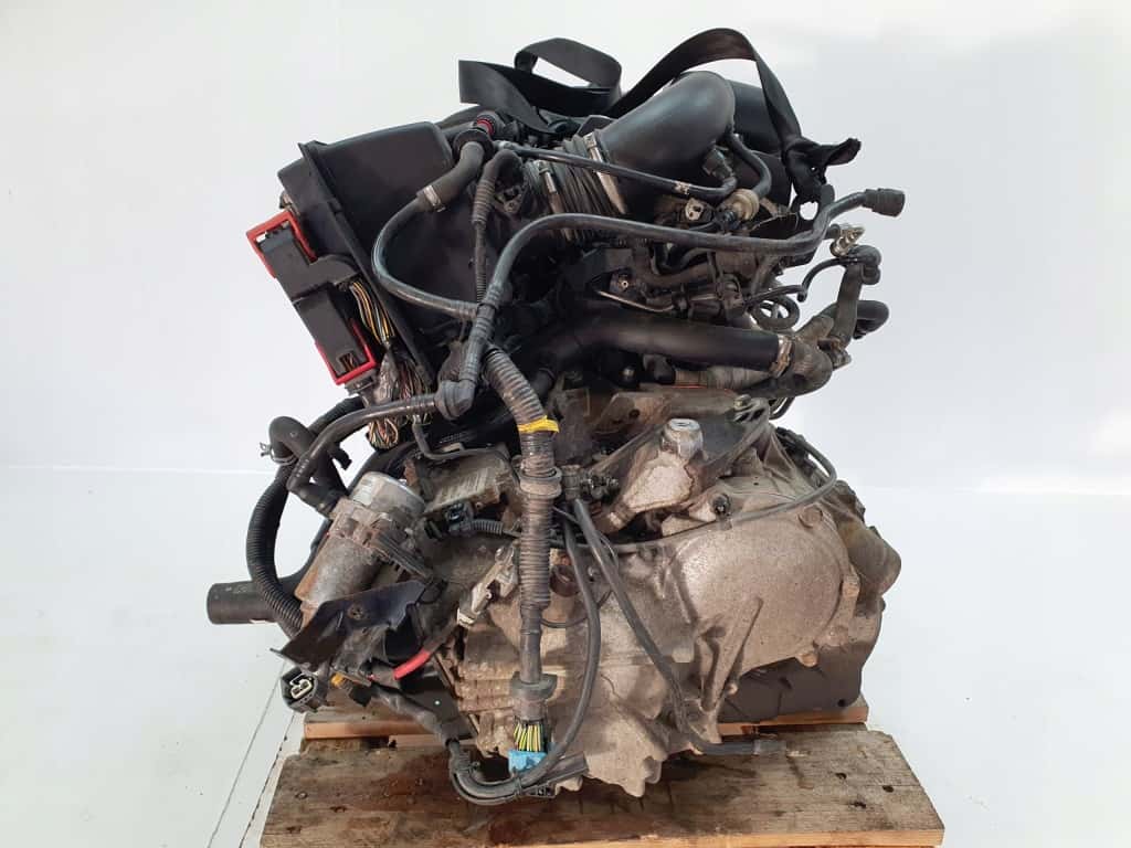 Moteur B 5254 T3 vue 4
