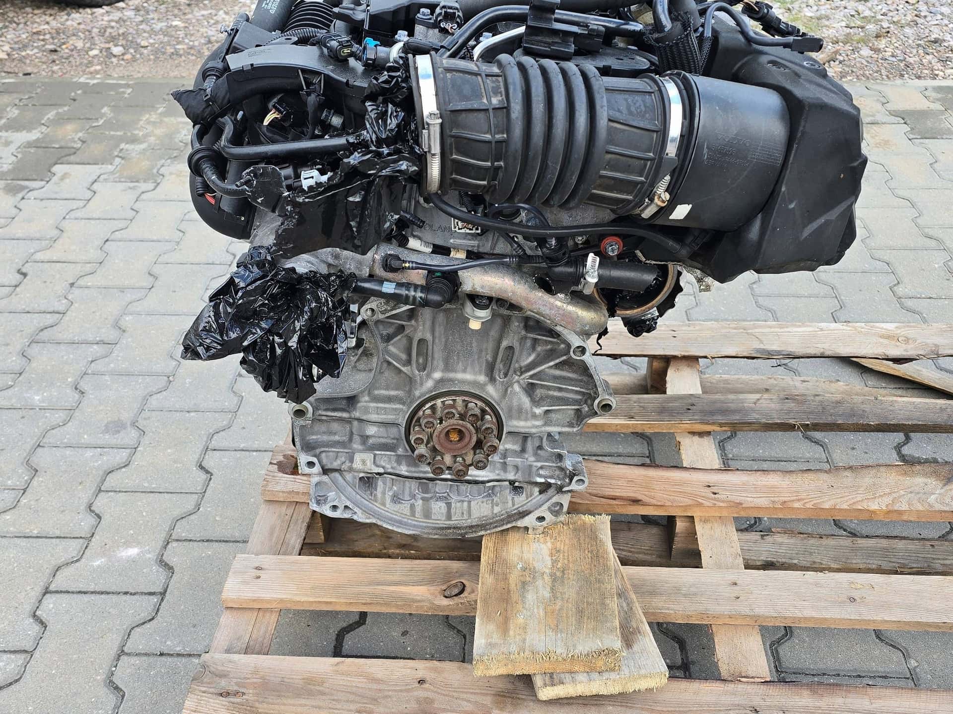 Moteur B 4204 T29 vue 6