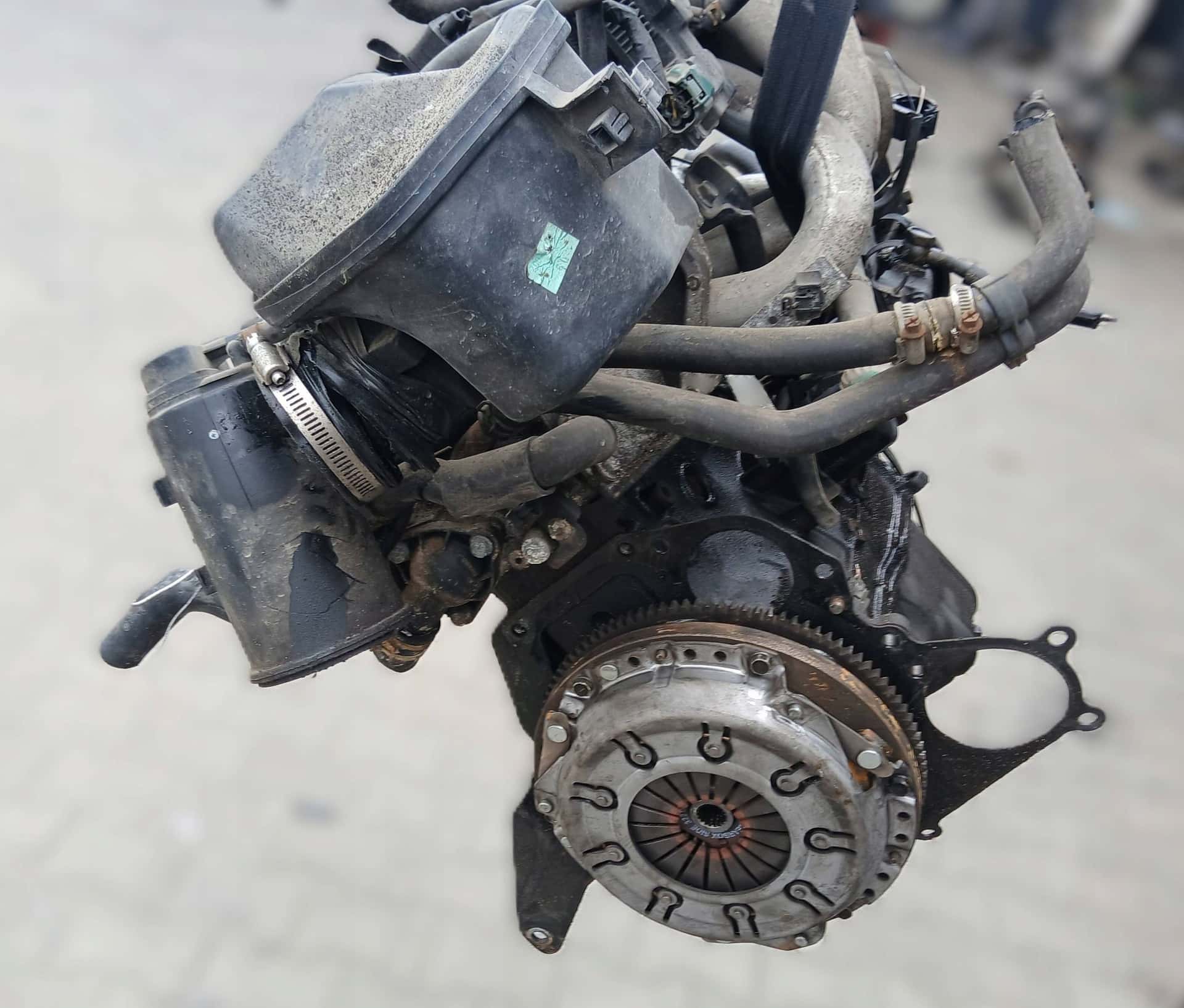 Moteur QG18DE vue 4