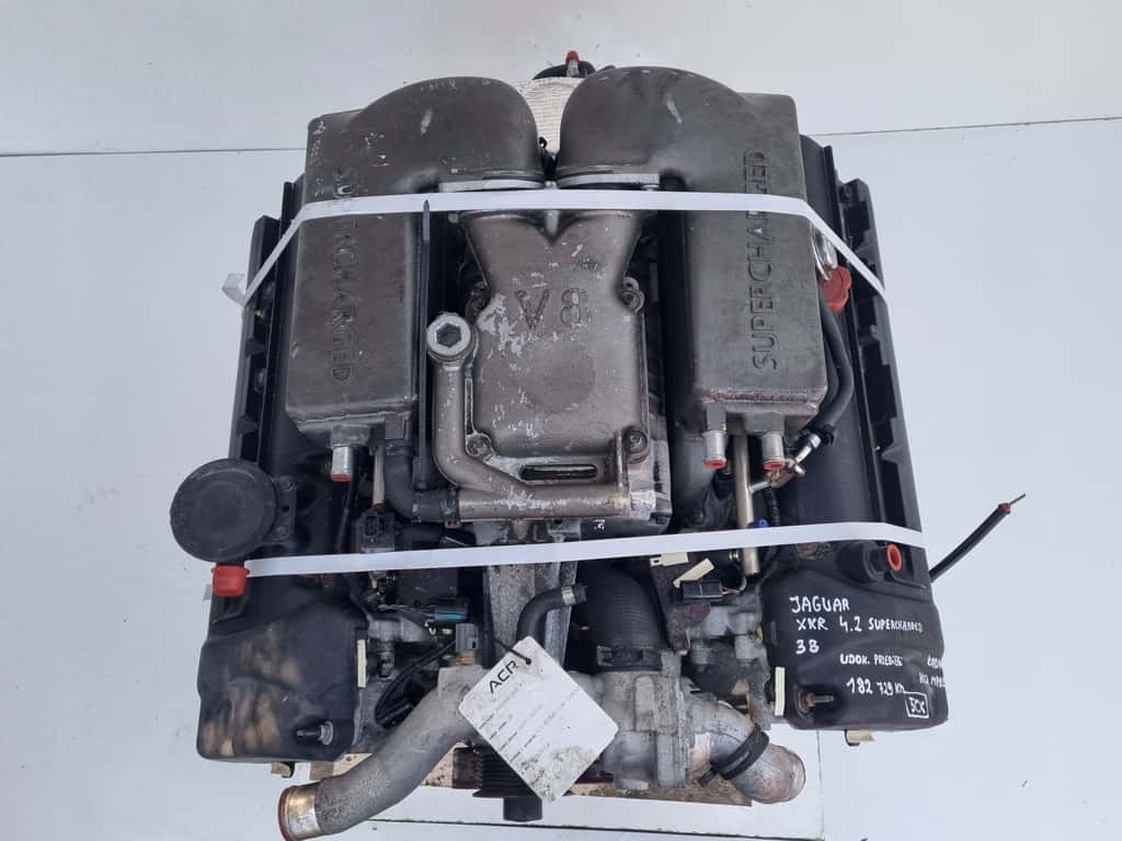 Moteur AJ36 vue 4
