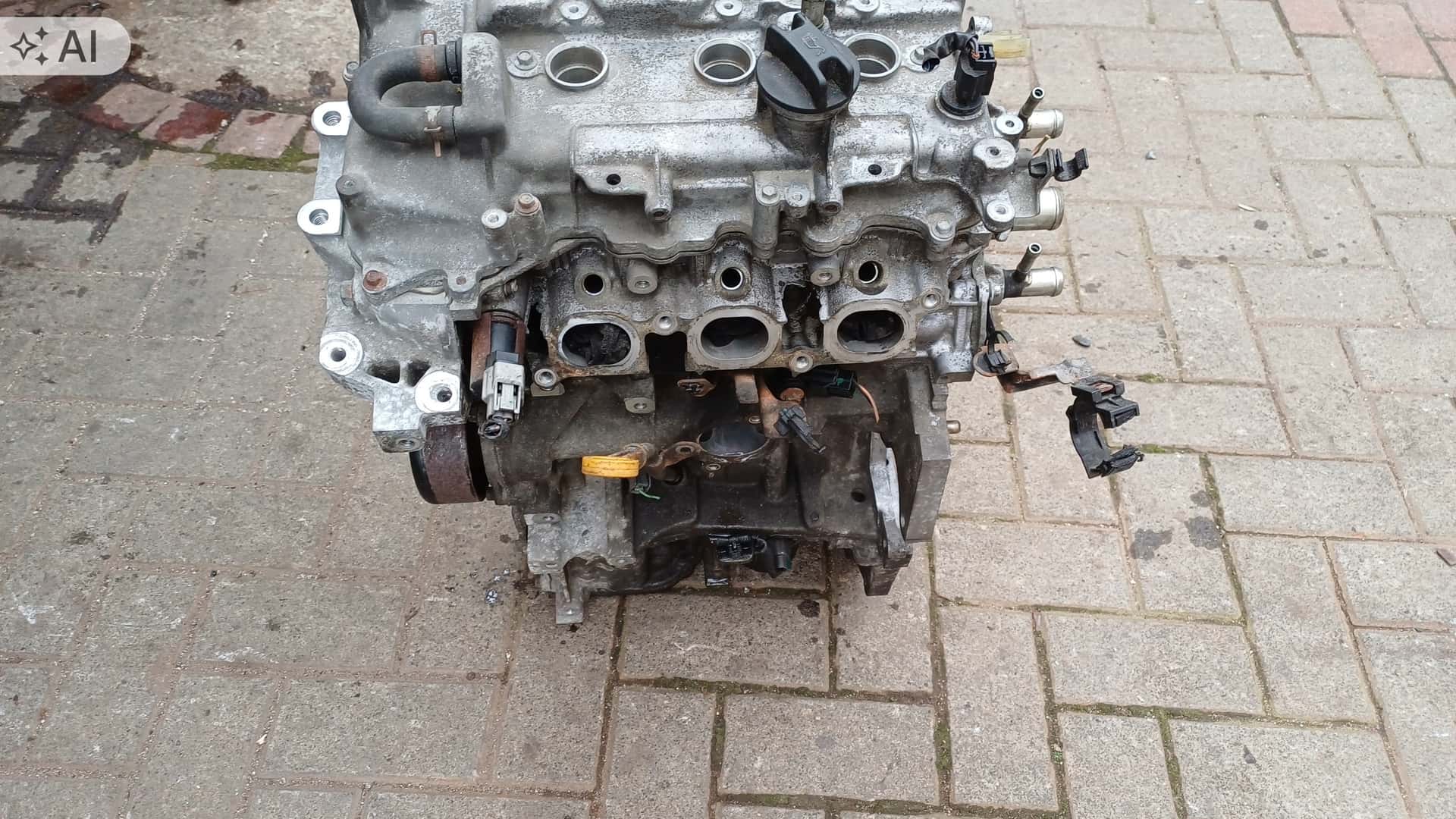 Moteur HR12DE vue 5