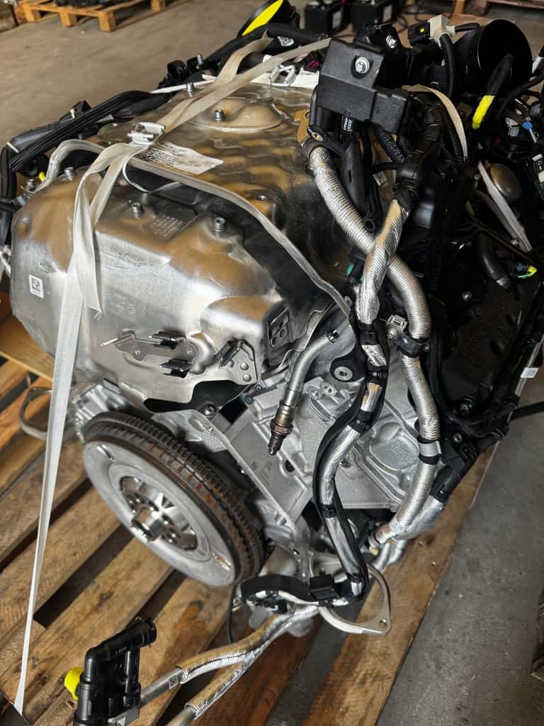 Moteur S68 B44 A vue 5