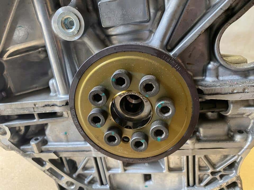Moteur 15E4E vue 12