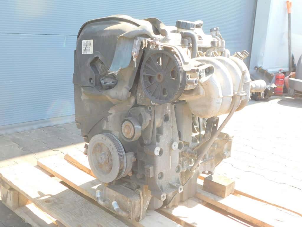 Moteur B 4164 S2 vue 4