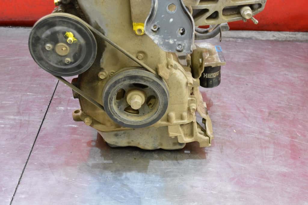 Moteur 4B11 vue 7