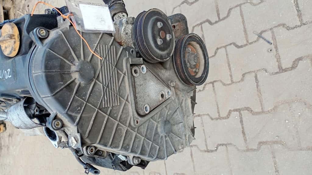 Moteur Y 17 DT vue 3