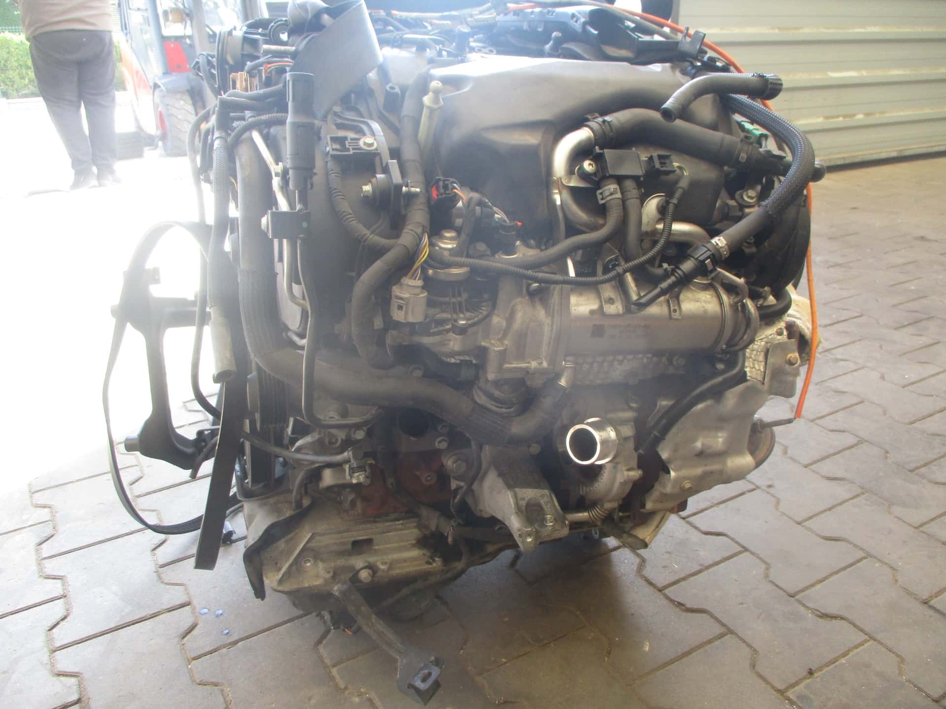 Moteur 306DT vue 4