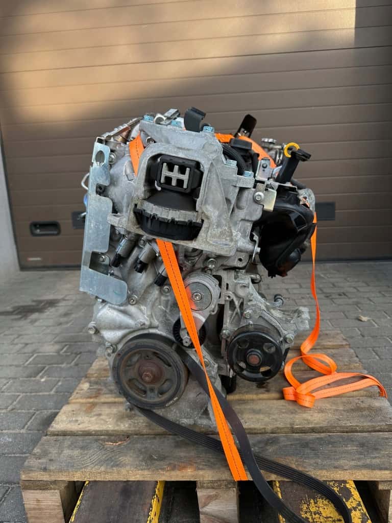 Moteur MR16DDT vue 3