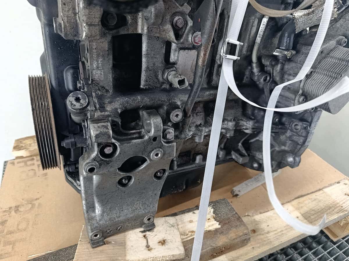 Moteur Y603 vue 6