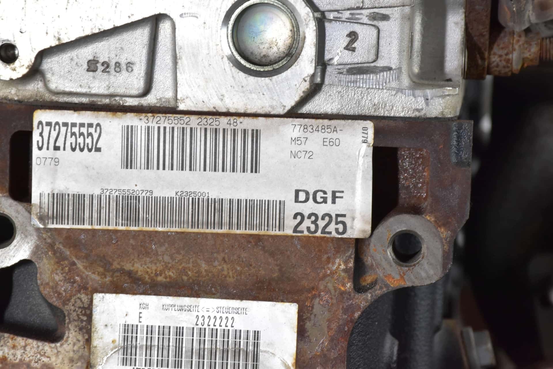 Moteur 306D2 vue 7