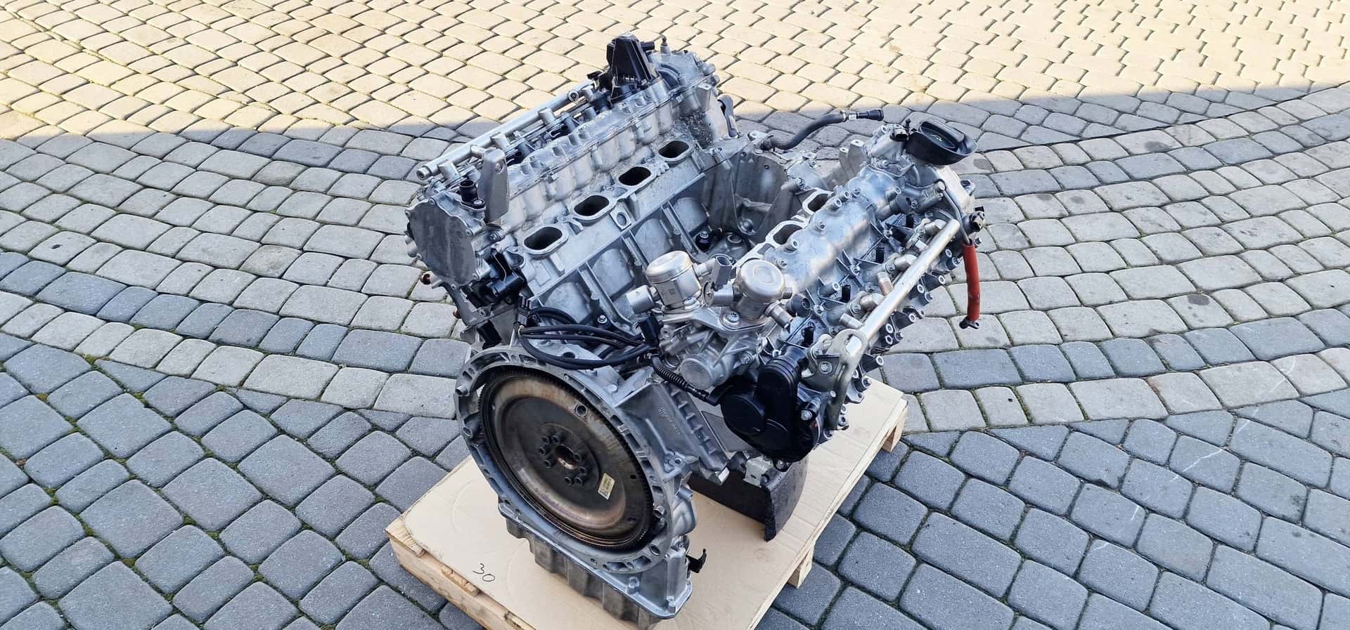 Moteur M 157.982 vue 6